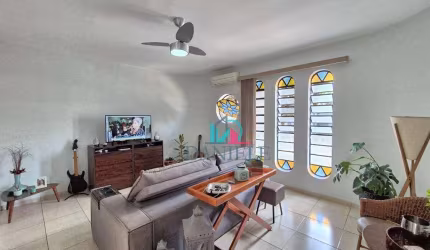 Casa com 3 dormitórios à venda, 182 m² por R$ 500.000,00 - Centro - Araraquara/SP