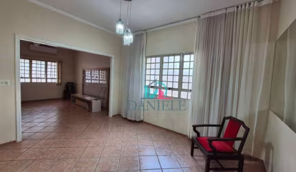 Casa com 3 dormitórios à venda, 247 m² por R$ 650.000,00 - Jardim Imperador - Araraquara/SP