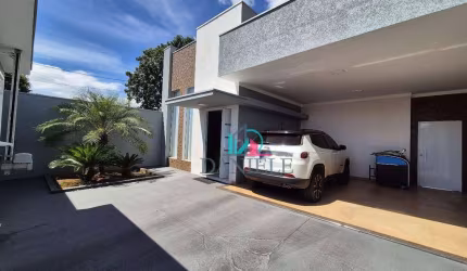 Bela casa no condomínio Sollaris