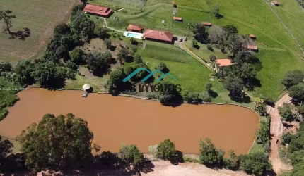 Sítio à venda no bairro Zona Rural em Pinhalzinho/SP
