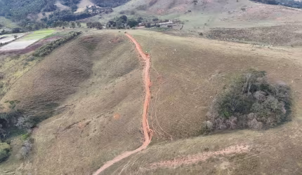 Terreno à venda no bairro Zona Rural em Pinhalzinho/SP