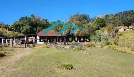 Sítio à venda no bairro Zona Rural em Pedra Bela/SP