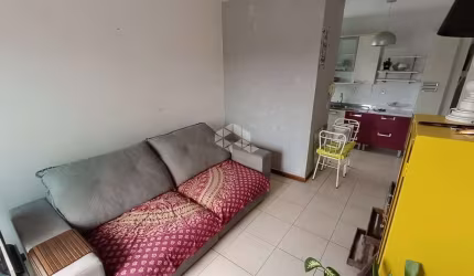Apartamento à venda 02 dormitórios com suíte na  Barra do Aririú, Palhoça - Próximo à Praia 2,5km