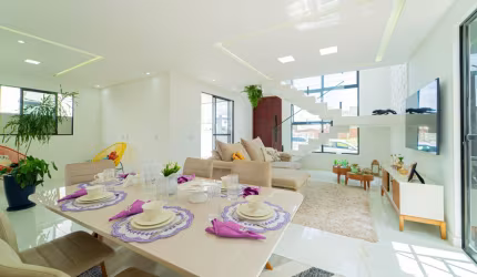 Linda casa em condomínio fechado