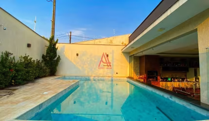 Casa com 3 quartos à venda na Rua Bruno Próspero Parolari, 1, Jardim dos Alpes I, Londrina por R$ 1.000.000
