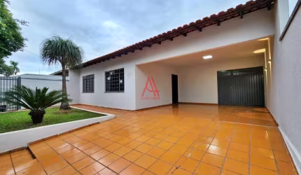 Casa com 3 quartos à venda na José Miguel Arias, 133, San Fernando, Londrina por R$ 650.000