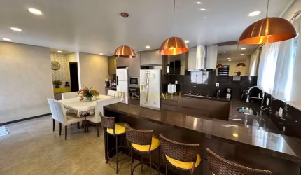 Casa Sobrado em Vila Nova, Joinville/SC