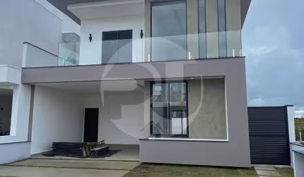 Sobrado a venda no Condomínio Malibu em Caçapava