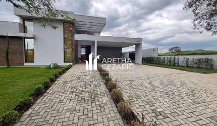 Casa Térrea com 03 dormitórios sendo uma suíte - 245,55m² - Condomínio Reserva Altos do Cataguá - Taubaté - SP
