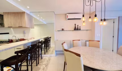 Apto em Home Club - Praia Brava