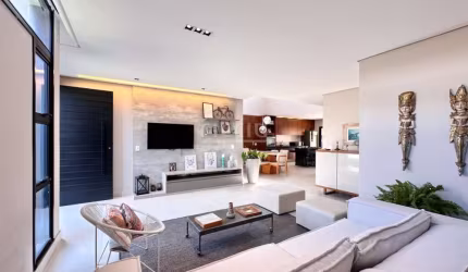 Casa Térrea à venda no Cond. Alphaville 2 - PRONTA PARA MORAR - 4 SUÍTES (1 reversível escritório)  225 m² Útil e 483 m² de Terreno
