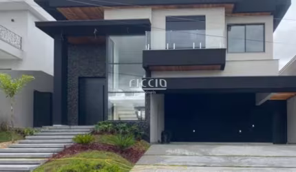 Sobrado a venda no Condomínio Jaguary Urbanova - 4 suítes com 350 m² de construção com Piscina