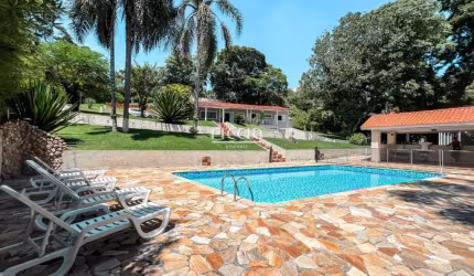 Ótima casa no Condominio Quinta das Flores