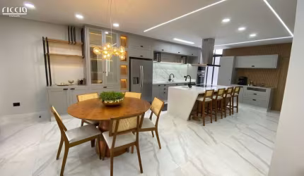 Casa no bairro Jardim  Oriente em São José dos Campos