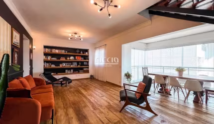 Cobertura a venda na Vila AdyAnna 330 m²