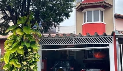 Sobrado com 4 dormitórios à venda, 180 m² por R$ 615.000,00 - Bosque dos Eucaliptos - São José dos Campos/SP