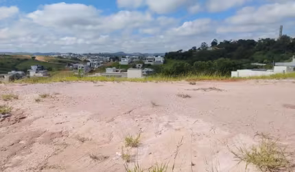 Terreno Condomínio Verana (497m²) com leve declive - parte alta