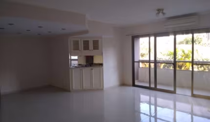Amplo apartamento de 168m2 com 4 dormitórios no Centro de São José dos Campos/SP (ALUGADO)