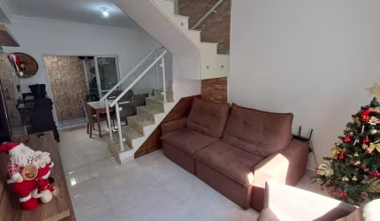 Lindo sobrado 3 dormitórios 1 suíte 83 m²  Bonna Villa Residencial Sjc