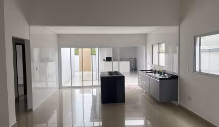 Casa terrea a venda em Caçapava com 3 dormitórios, sendo 1 suíte!