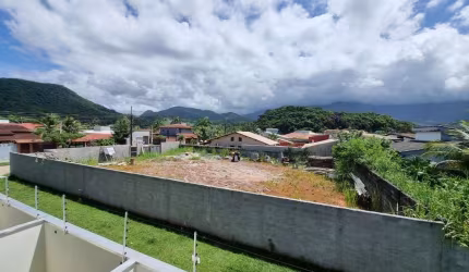Área / Terreno com projeto aprovado para condominio / Villagio na praia do Capricórnio em Caraguatatuba