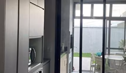 Casa terrea a venda localizada no Malibu, com 3 dormitórios sendo 1 suíte!