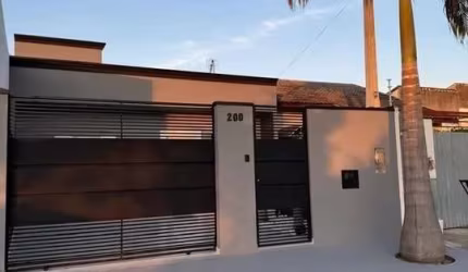Casa térrea 2 dormitórios 140 m² AC Parque do Sino Jacareí SP 2 vagas