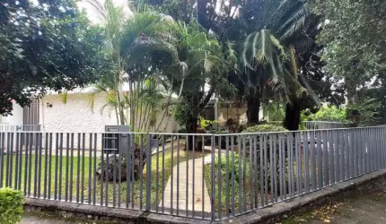 Casa no Jardim Esplanada II com terreno de 450m² Casa para reforma