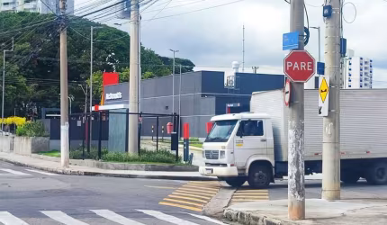 Casa Residencial/Comercial no Parque Industrial