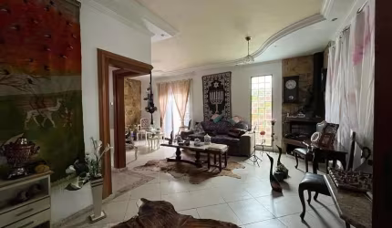 Sobrado com 3 dormitórios a venda no Jardim Bela Vista em São José dos Campos
