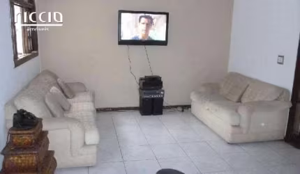 Casa à venda com 3 dormitórios no Bosque dos Eucaliptos em São José dos Campos