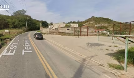 Área Industrial Plana à Venda  7.800 m² no Torrão de Ouro em São José dos Campos