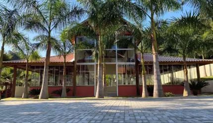Área com salão à venda com 5.000m2 no Jardim Uirá em São José dos Campos