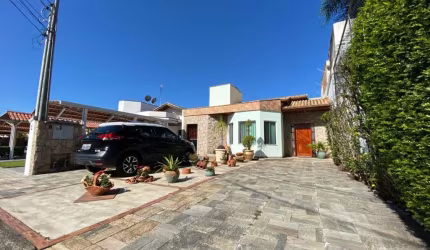 Casa com 3 dormitórios, 1 suíte, condomínio Santa Tereza - Jacareí