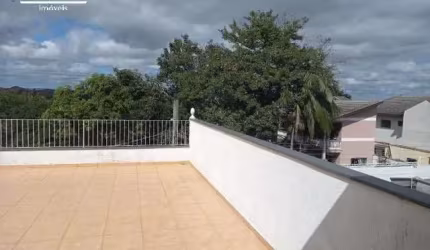 Lindo sobrado Jardim Del Rey Próximo ao Cesi