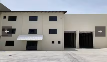 Barracão 1670 M2 Boqueirão