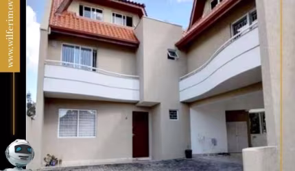 Casa com 3 quartos à venda na Rua Jaime Balão, Hugo Lange, Curitiba, 244 m2 por R$ 1.300.000