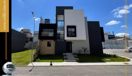 Casa com 3 quartos à venda na Rua Fernando de Noronha, Santa Cândida, Curitiba, 194 m2 por R$ 1.495.000
