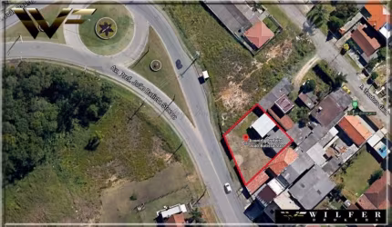 Terreno à venda na Avenida Prefeito João Batista Stocco, 1156, Guaraituba, Colombo por R$ 980.000