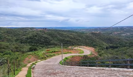 Lote à venda em Condôminio