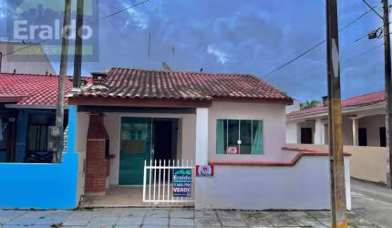 Casa em Balneário Ipacaraí - Matinhos, PR