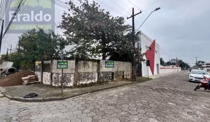 Lote / Terreno em Centro - Matinhos, PR