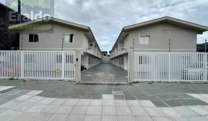 Sobrado em Balneário Caiobá - Matinhos, PR
