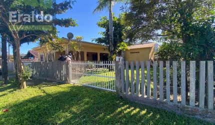 Casa em Balneário Solymar - Matinhos, PR