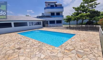 Sobrado em Balneário Monções - Matinhos, PR