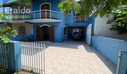Sobrado em Pontal do Paraná