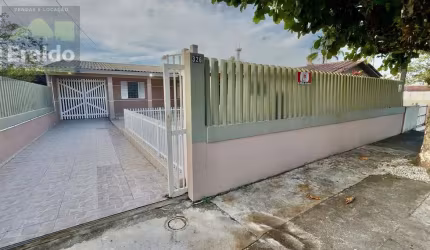 Casa em Balneário Solymar - Matinhos, PR