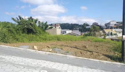 Terreno à venda no Itoupavazinha, Blumenau  por R$ 230.000