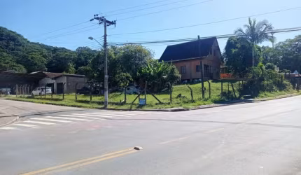 Terreno comercial à venda na Rua Hilda Butzke, Velha Central, Blumenau por R$ 800.000