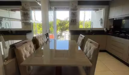 Casa com 2 quartos à venda na Rua Max Weise, 391, Água Verde, Blumenau, 82 m2 por R$ 465.000